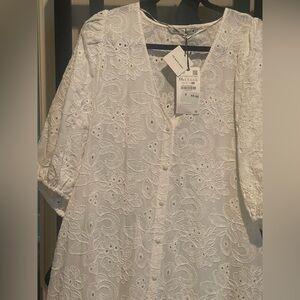 New Zara Marta White eyelet button down puff sleeves dress size 18 ruffle